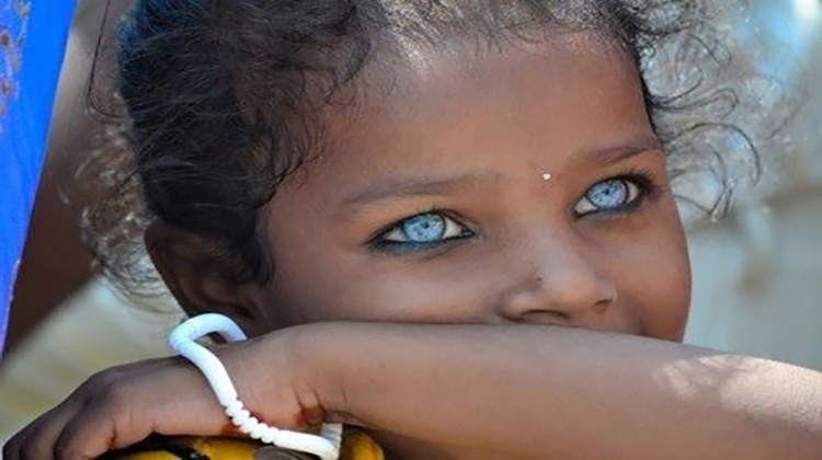20 People With The Most Strikingly Beautiful Eyes